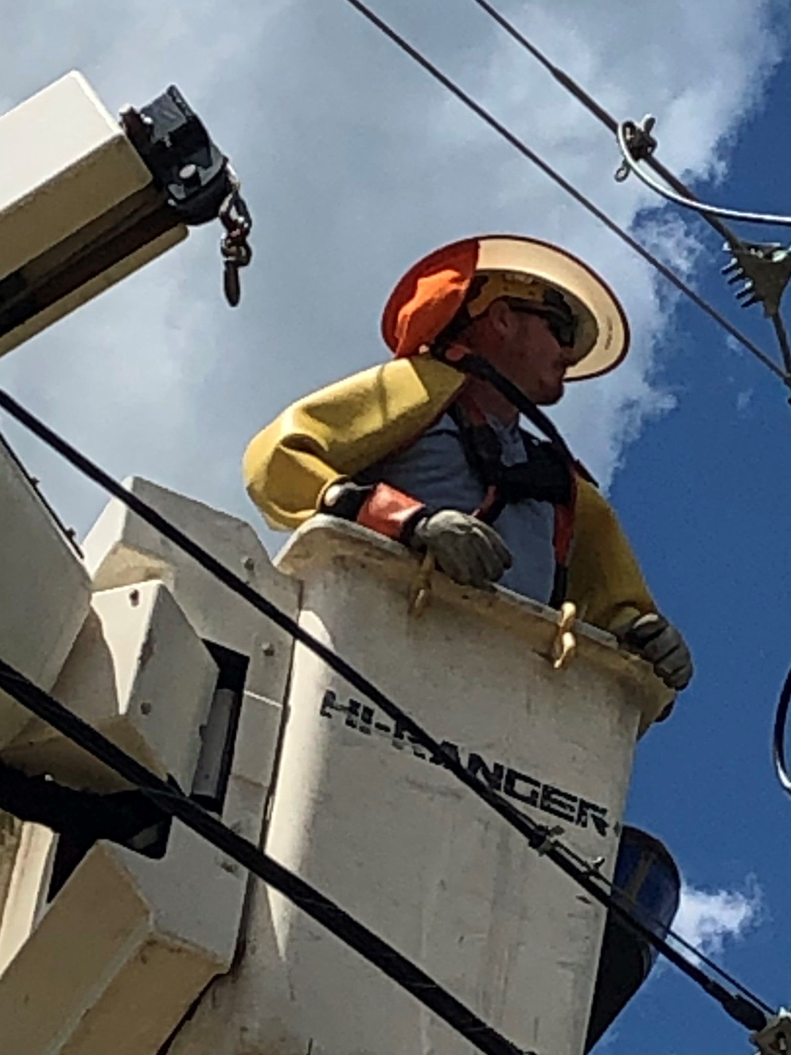 Lineman On Pole 2